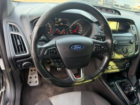 2018 Ford Focus ST