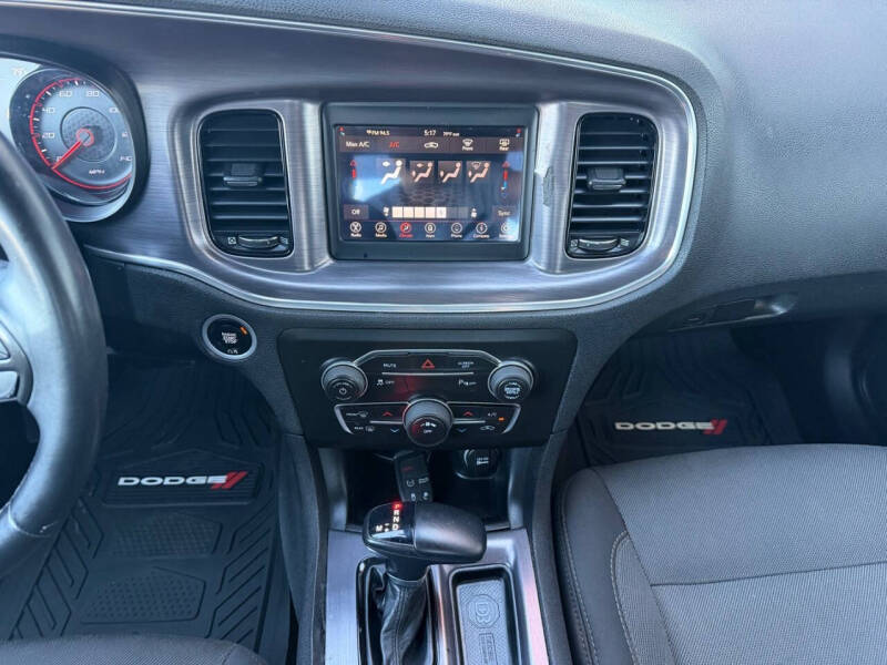 2018 Dodge Charger SXT