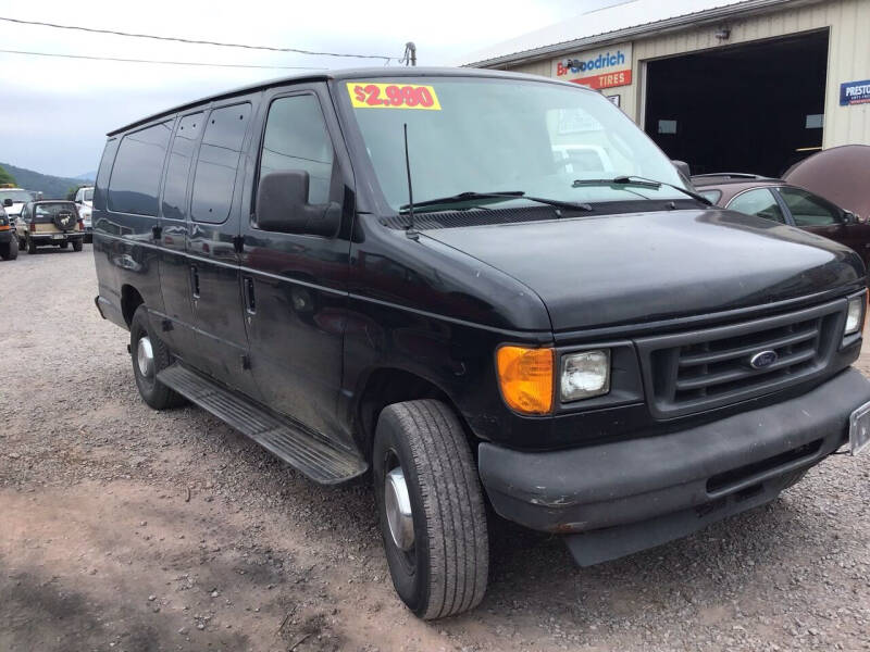 2004 Ford E-Series Wagon