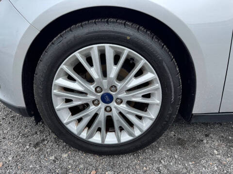 2017 Ford Focus Titanium