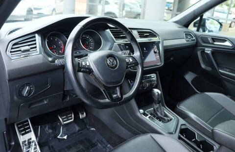 2021 Volkswagen Tiguan SE R-Line Black