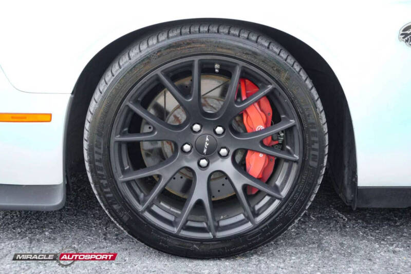 2015 Dodge Challenger SRT Hellcat