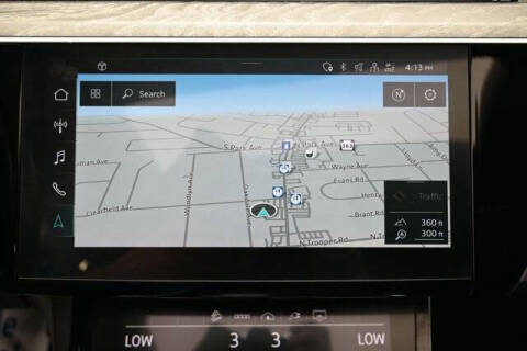 2022 Audi e-tron quattro Premium Plus