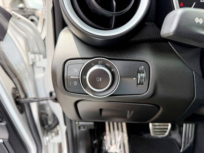 2017 Alfa Romeo Giulia