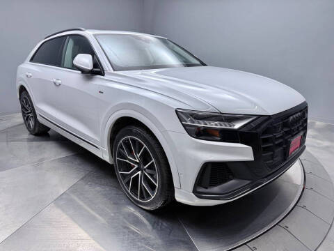 2021 Audi Q8 quattro Prestige 55 TFSI