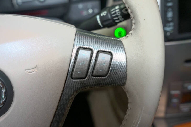 2005 Cadillac XLR