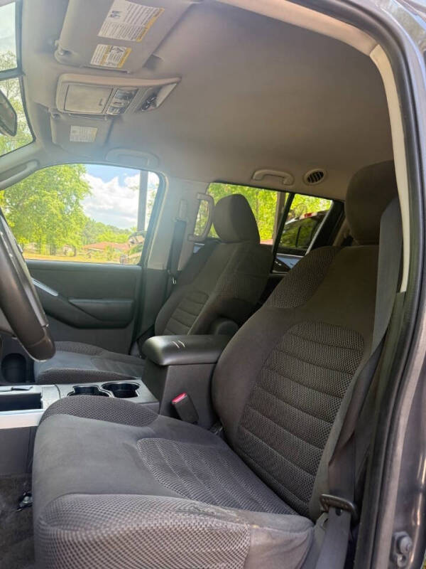 2012 Nissan Pathfinder SV