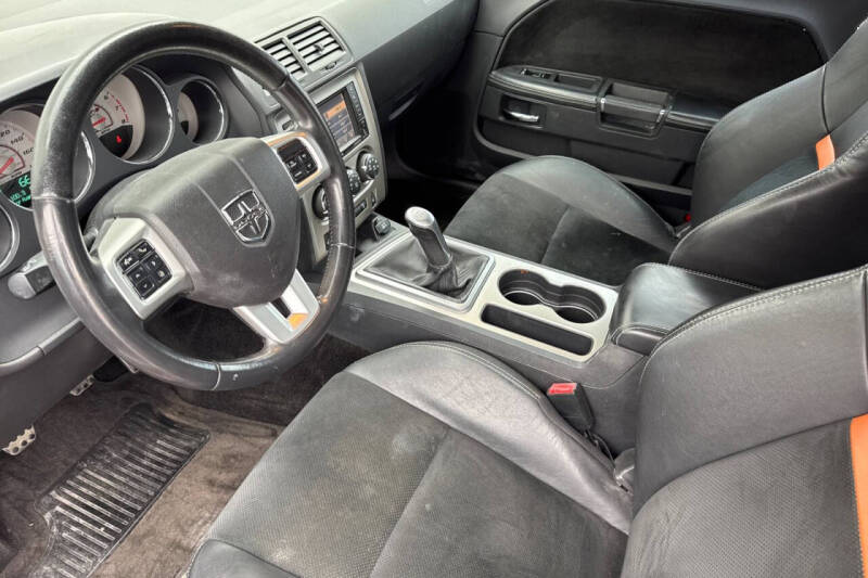 2011 Dodge Challenger SRT8 392