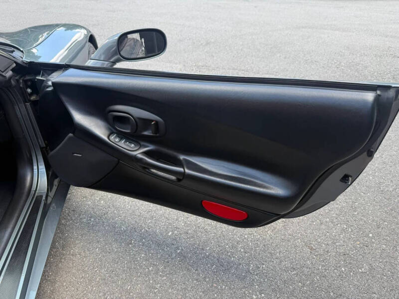 2003 Chevrolet Corvette
