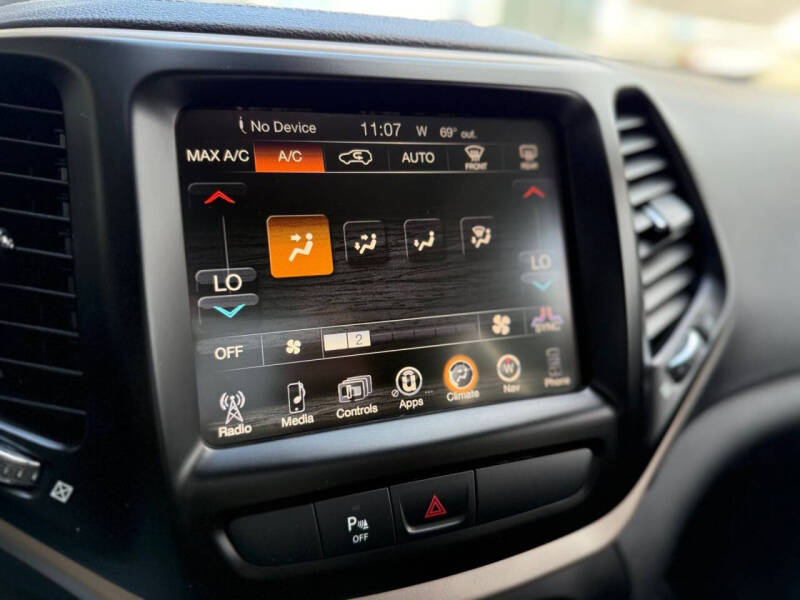 2017 Jeep Cherokee 75th Anniversary