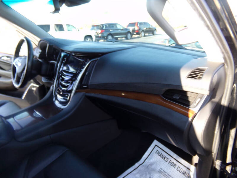 2019 Cadillac Escalade ESV Luxury