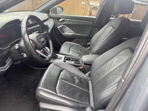 2020 Audi Q3 quattro Premium 45 TFSI