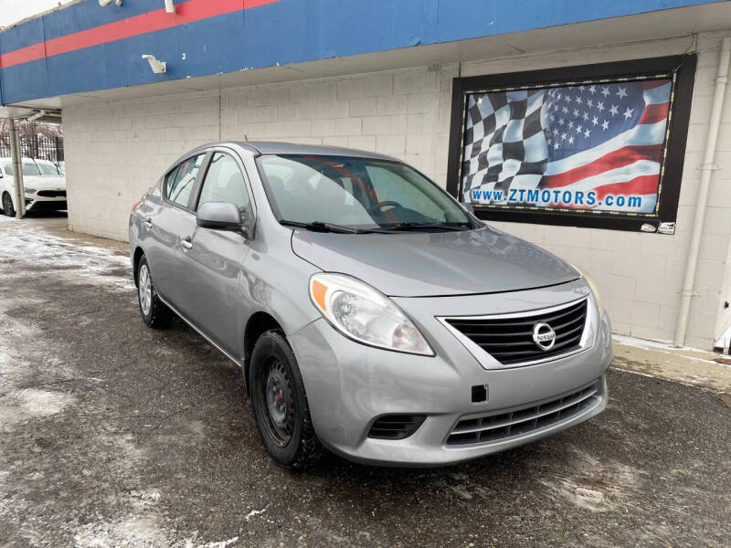 2013 Nissan Versa 1.6 S
