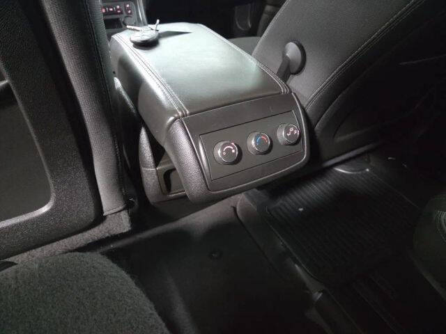 2013 GMC Acadia SLE-2