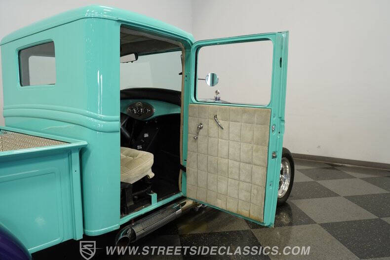 1932 Ford F-100