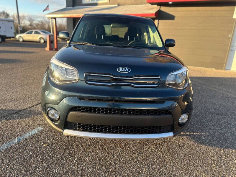 2017 Kia Soul +