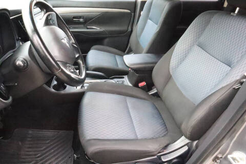 2014 Mitsubishi Outlander SE