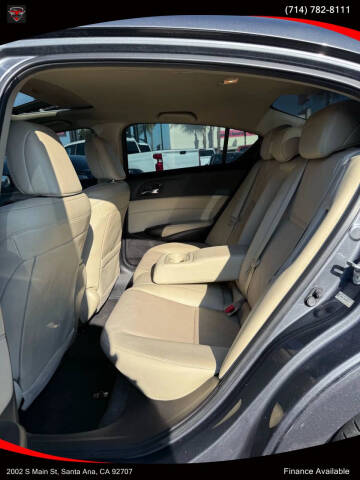 2013 Acura ILX 1.5L Hybrid w/Tech