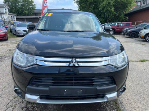 2015 Mitsubishi Outlander SE