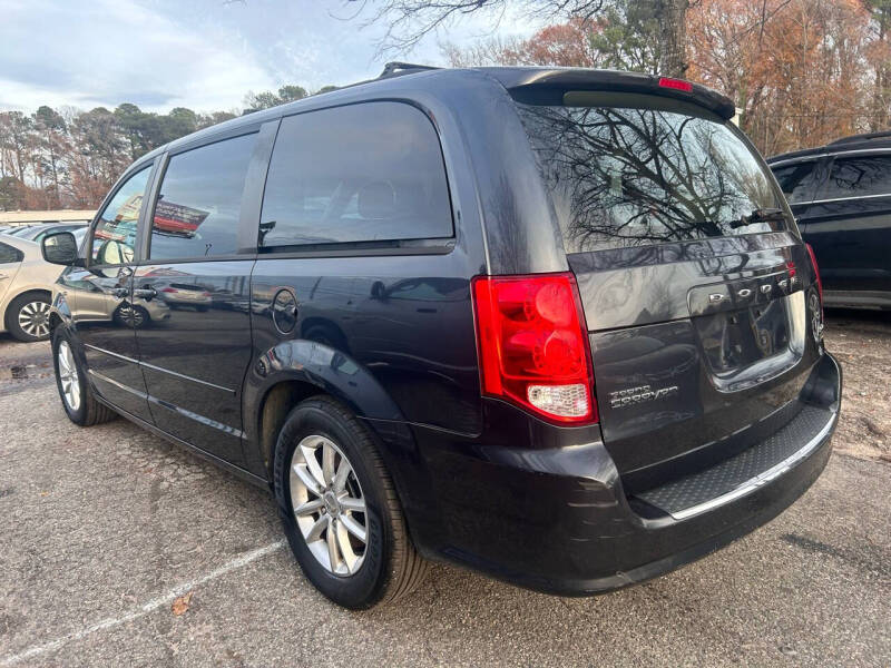 2014 Dodge Grand Caravan SXT 30th Anniversary photo 10