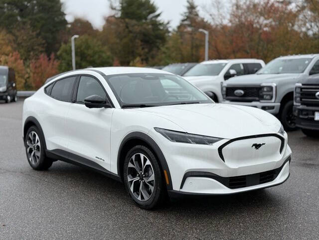 2025 Ford Mustang Mach-E Select