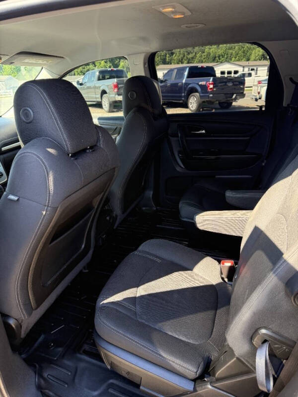 2016 GMC Acadia SLE-2