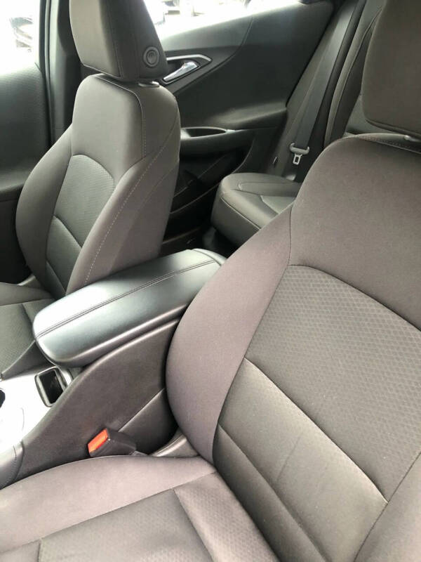 2017 Chevrolet Malibu LT