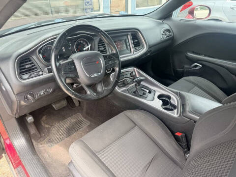 2017 Dodge Challenger SXT