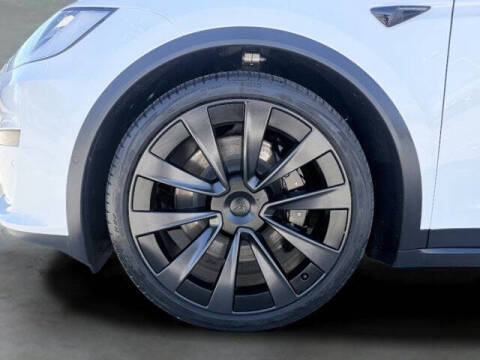 2023 Tesla Model X Standard Range