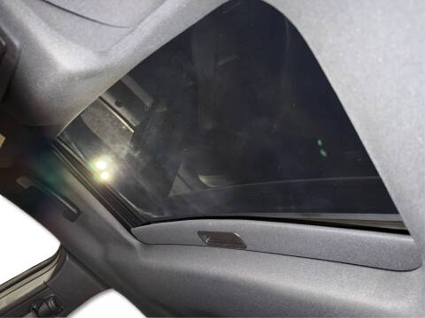 2017 Ford Taurus SEL