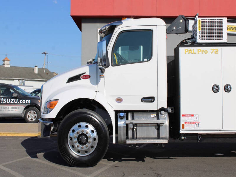 2026 Peterbilt 537