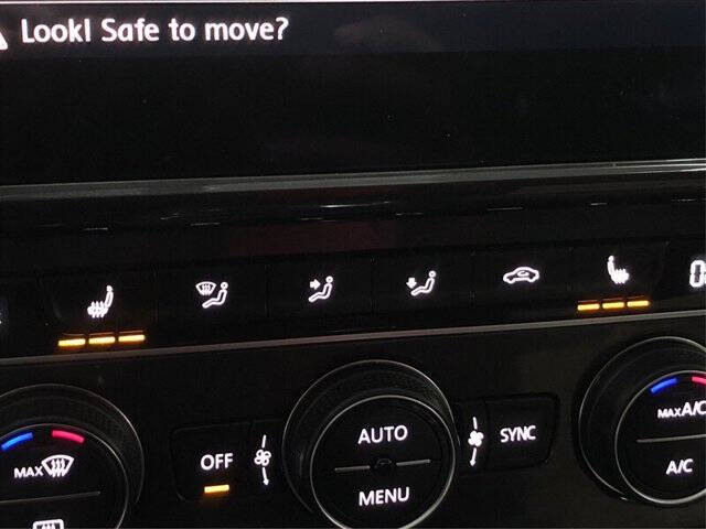 2017 Volkswagen e-Golf SE