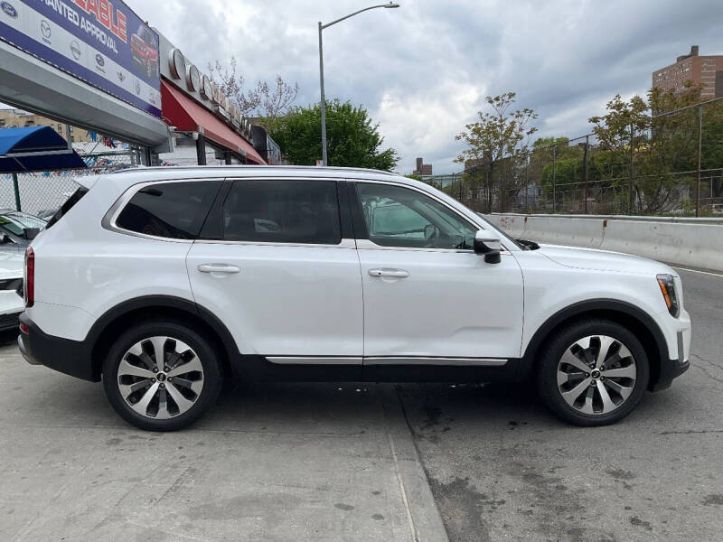 2020 Kia Telluride S