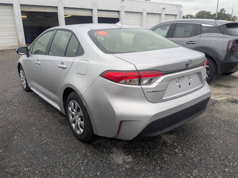 2025 Toyota Corolla Hybrid LE