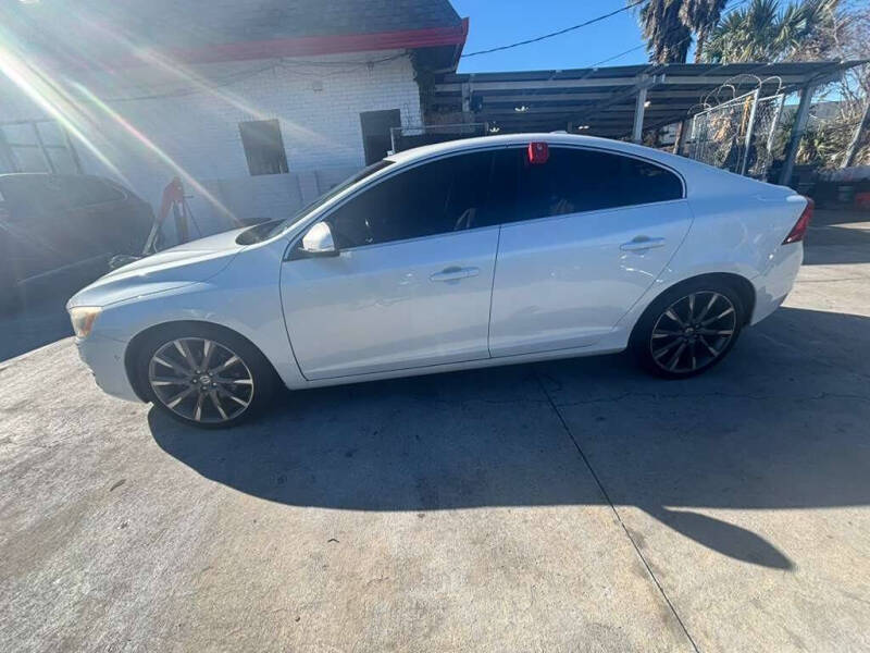 2015 Volvo S60 T6 Drive-E Platinum