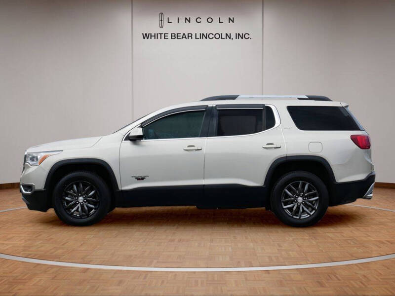 2017 GMC Acadia SLT-1