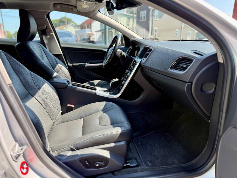 2015 Volvo V60 T5 Premier Plus