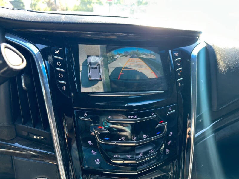 2015 Cadillac Escalade Platinum
