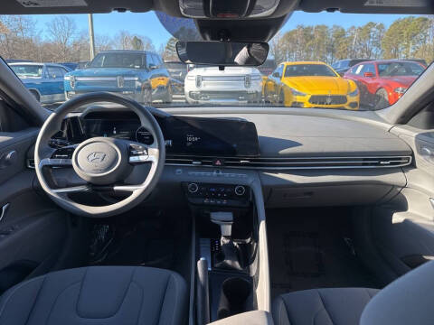 2024 Hyundai Elantra SEL