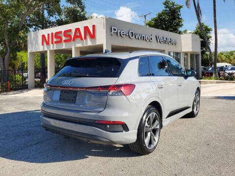 2025 Audi Q4 e-tron quattro Premium 55