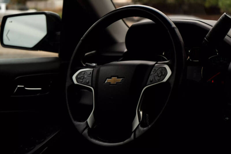 2017 Chevrolet Suburban LT