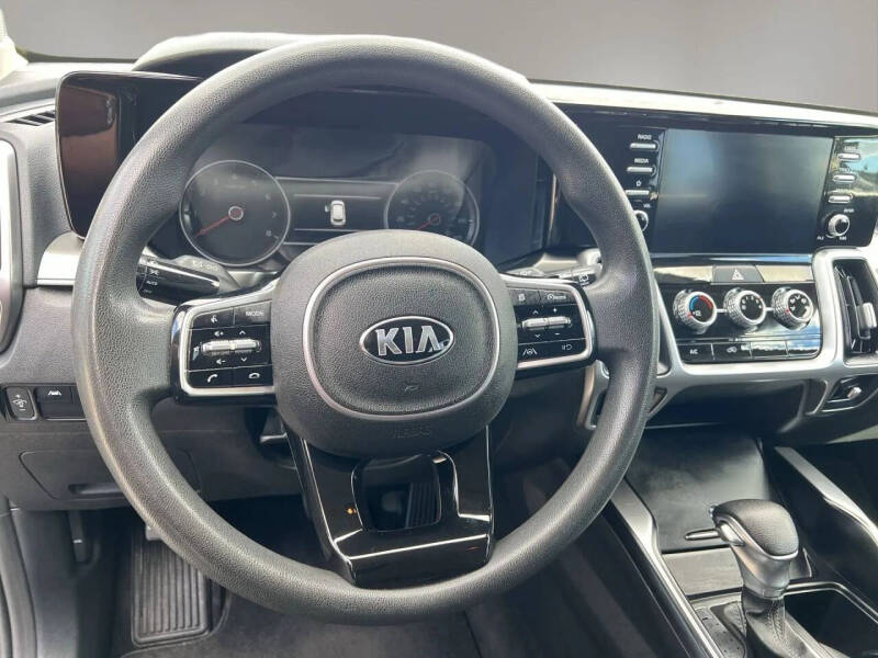 2021 Kia Sorento LX
