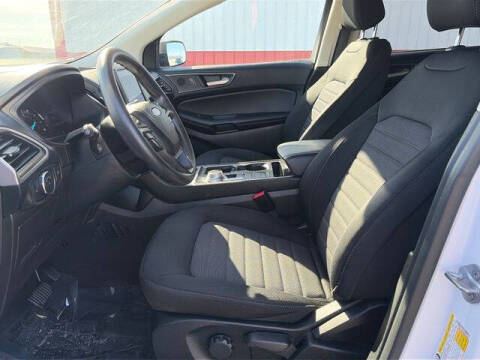 2022 Ford Edge SE