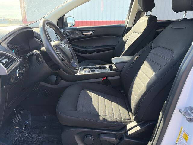 2022 Ford Edge SE