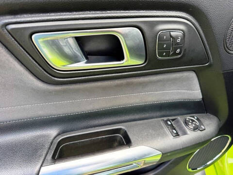 2020 Ford Mustang EcoBoost Premium