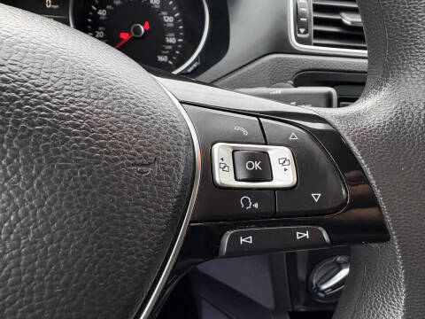 2015 Volkswagen Jetta SE