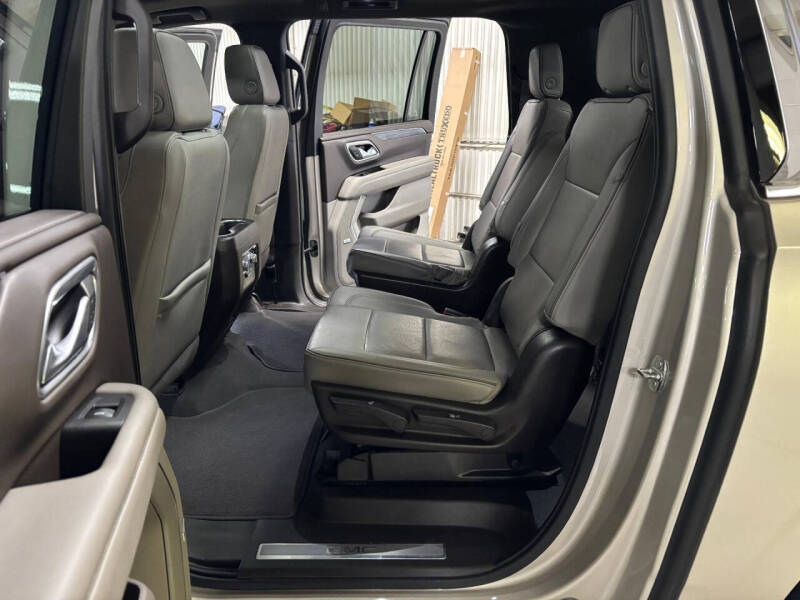 2022 GMC Yukon XL SLT