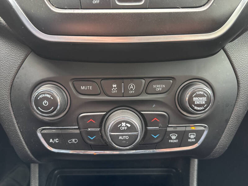 2019 Jeep Cherokee Trailhawk