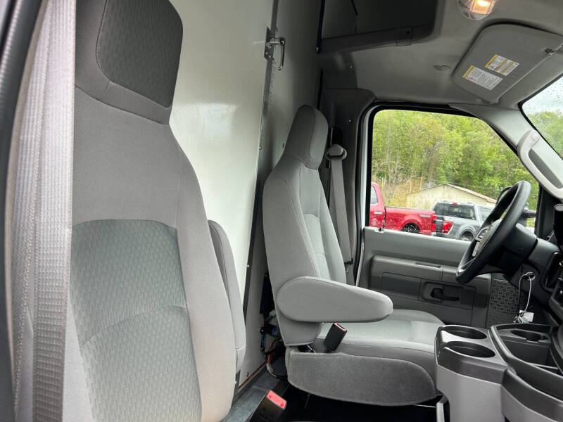 2027 Ford E-Series