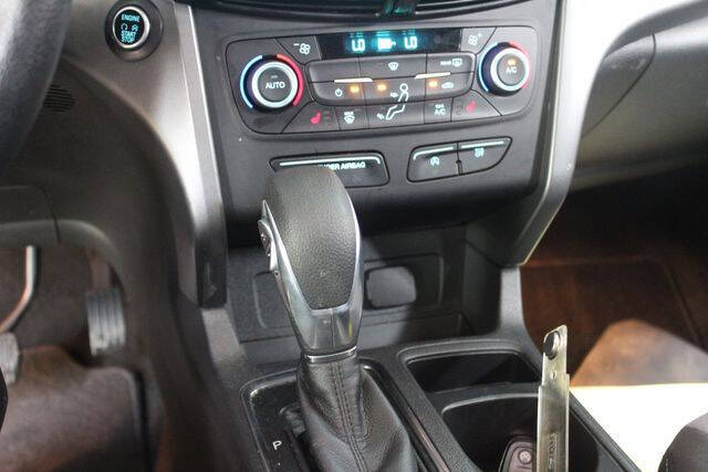 Black 2019 Ford Escape SE AWD SE 4dr SUV 20